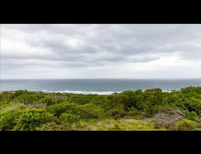 LAND FOR SALE IN DANA BAY